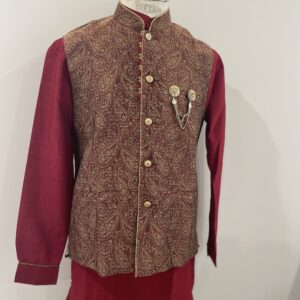 KURTA PYJAMA WITH WAISTCOAT MAROON