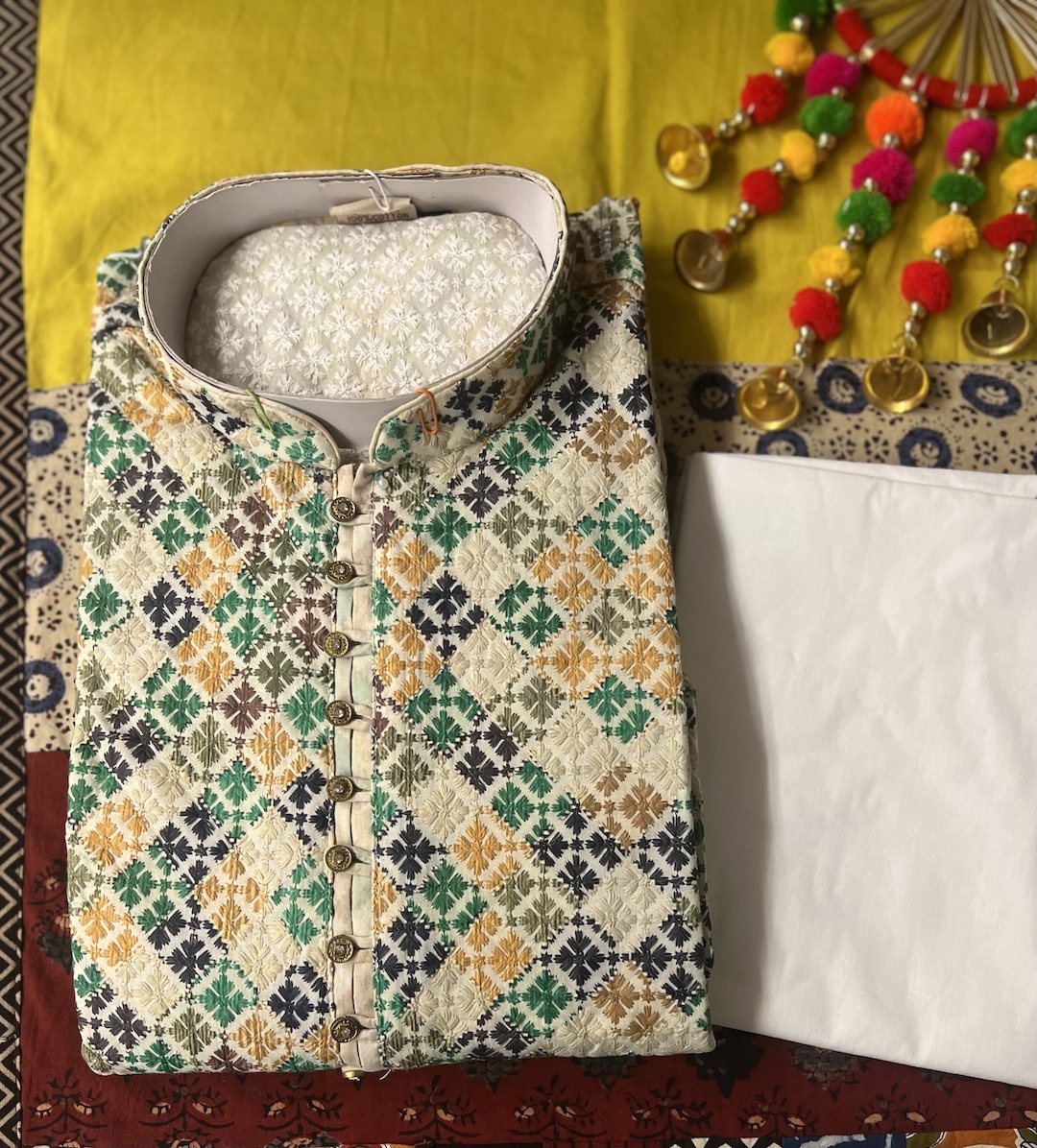 CHIKAN KARI KURTA PYJAMA MULTI COLOUR