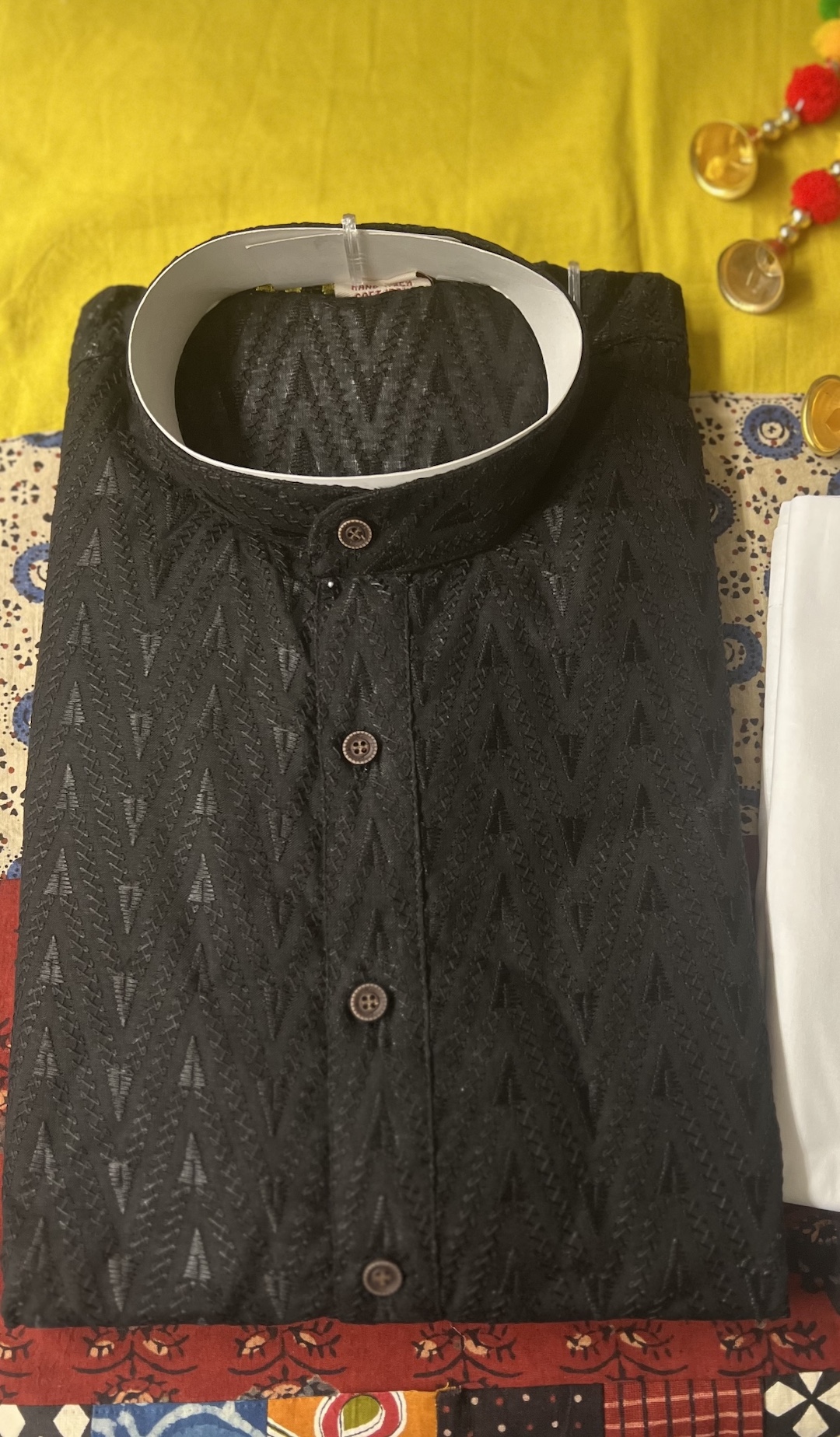 CHIKAN KARI KURTA PYJAMA BLACK COLOUR - Image 2