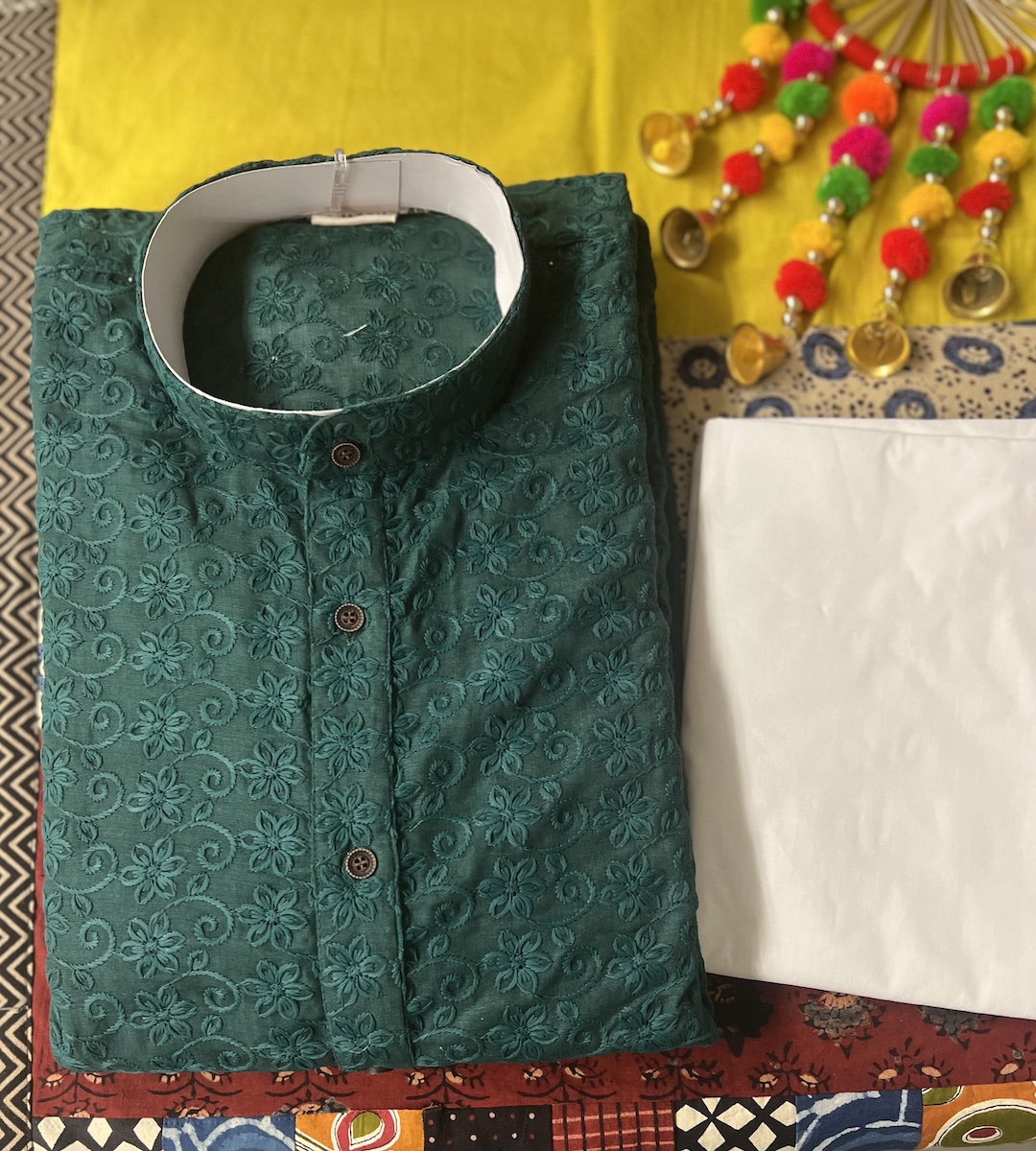 CHIKAN KARI KURTA PYJAMA GREEN