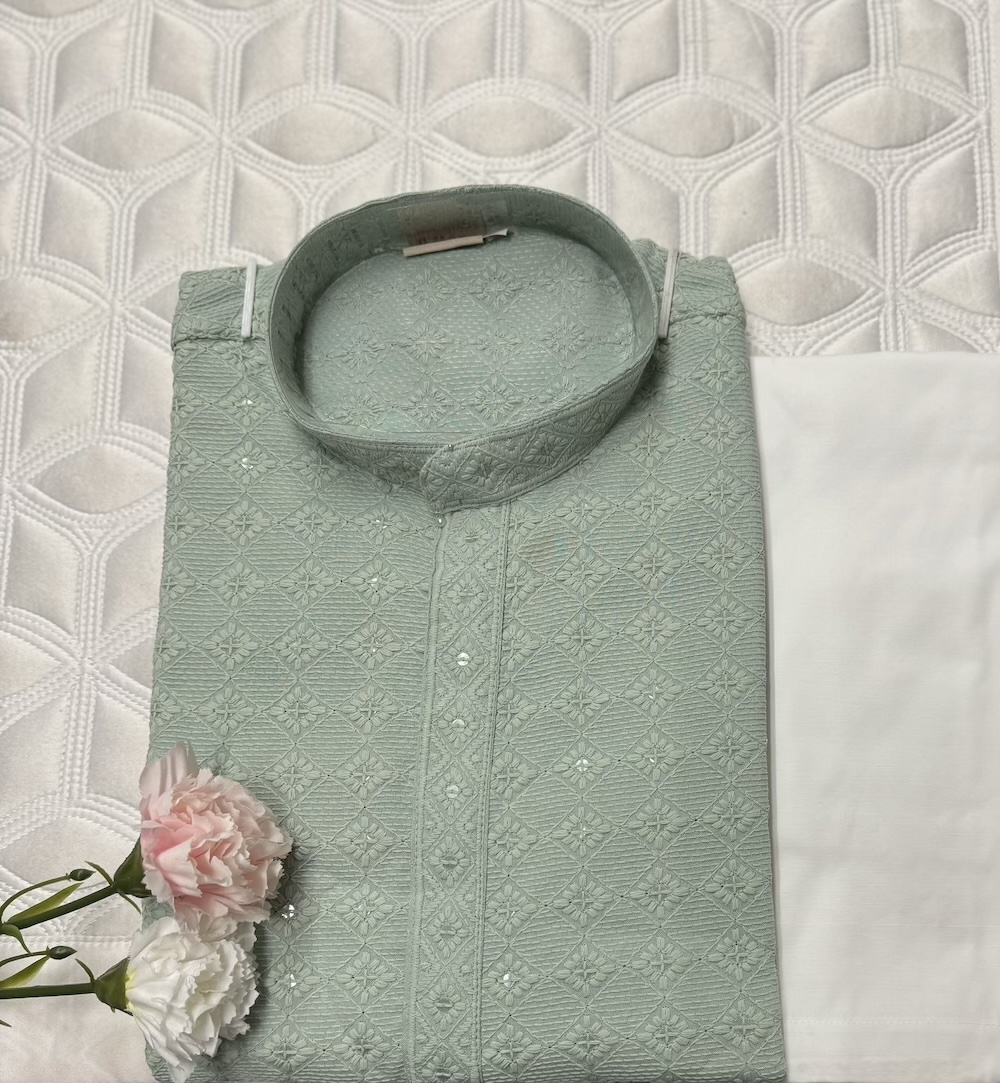 CHIKAN KARI KURTA PYJAMA LIGHT GREEN COLOUR